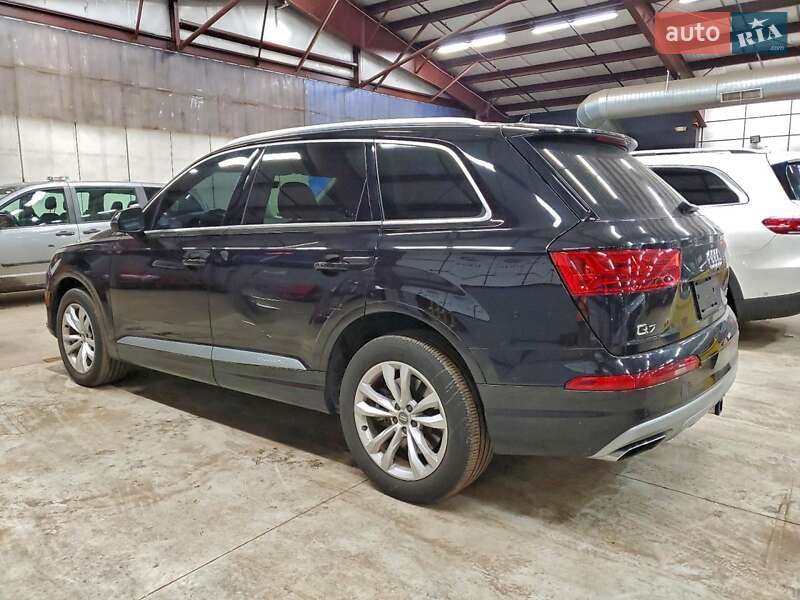 Внедорожник / Кроссовер Audi Q7 2018 в Днепре