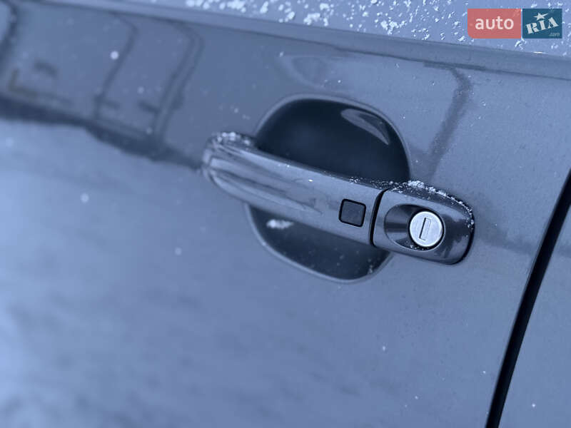 Внедорожник / Кроссовер Audi Q7 2013 в Дубно