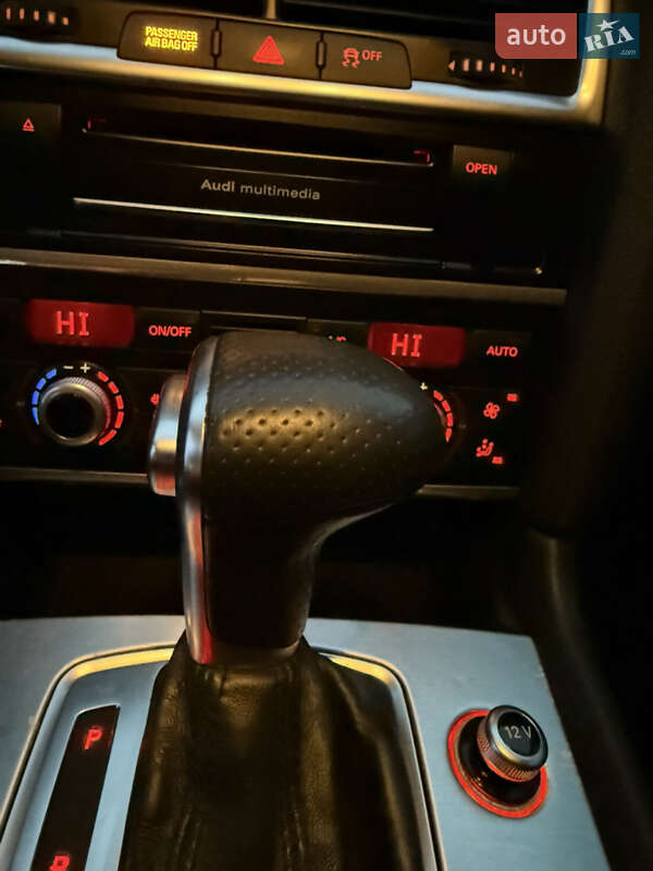 Внедорожник / Кроссовер Audi Q7 2013 в Дубно