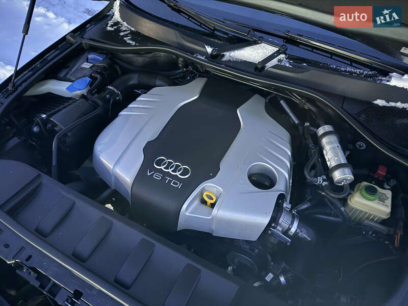 Внедорожник / Кроссовер Audi Q7 2013 в Дубно