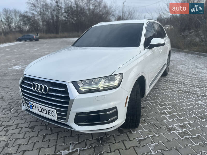 Внедорожник / Кроссовер Audi Q7 2017 в Полтаве