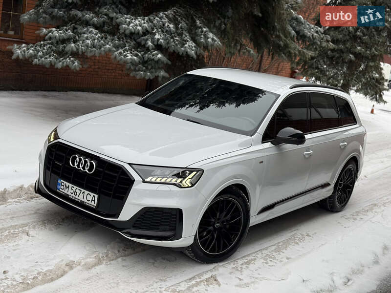 Внедорожник / Кроссовер Audi Q7 2020 в Киеве