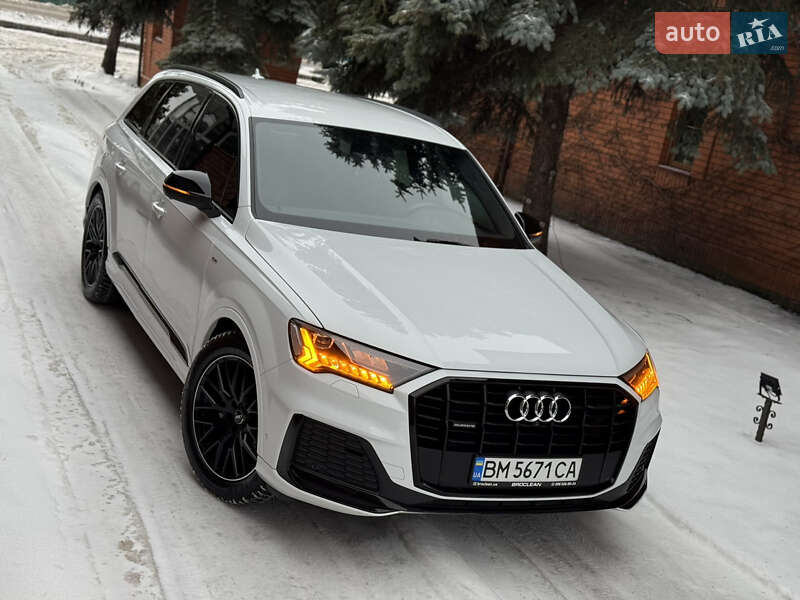 Внедорожник / Кроссовер Audi Q7 2020 в Киеве