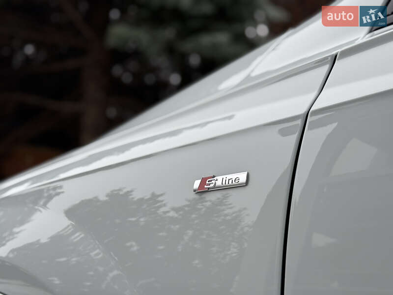 Внедорожник / Кроссовер Audi Q7 2020 в Киеве