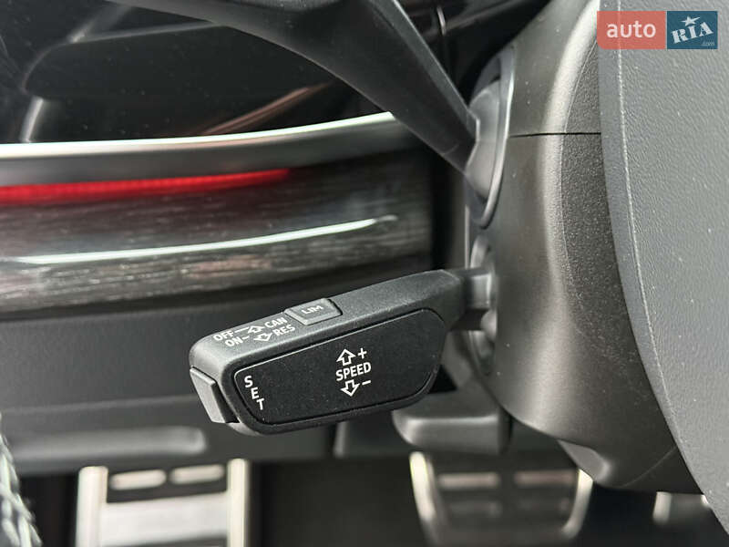 Внедорожник / Кроссовер Audi Q7 2020 в Киеве