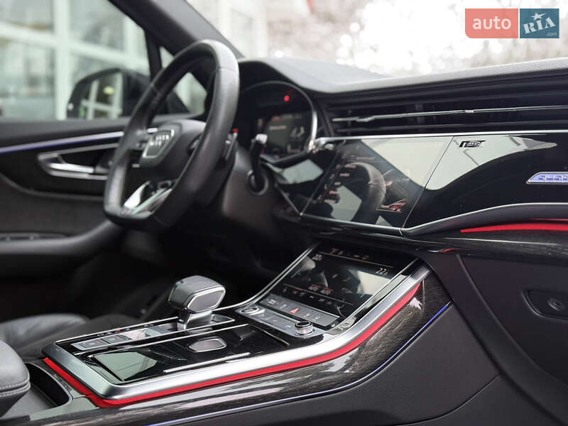 Внедорожник / Кроссовер Audi Q7 2020 в Киеве