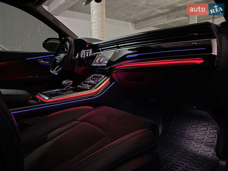 Внедорожник / Кроссовер Audi Q7 2020 в Киеве