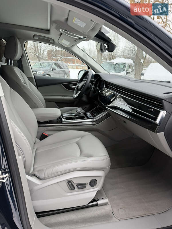 Внедорожник / Кроссовер Audi Q7 2023 в Дрогобыче