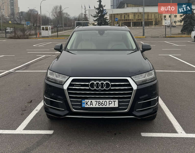 Audi Q7 2017
