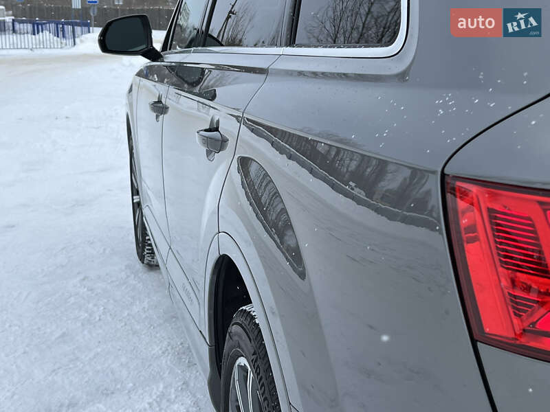 Внедорожник / Кроссовер Audi Q7 2017 в Ковеле