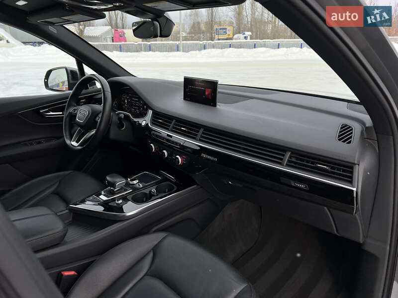 Внедорожник / Кроссовер Audi Q7 2017 в Ковеле