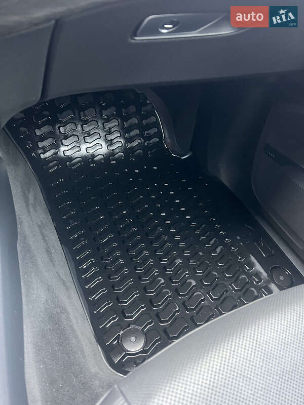 Внедорожник / Кроссовер Audi Q7 2017 в Львове