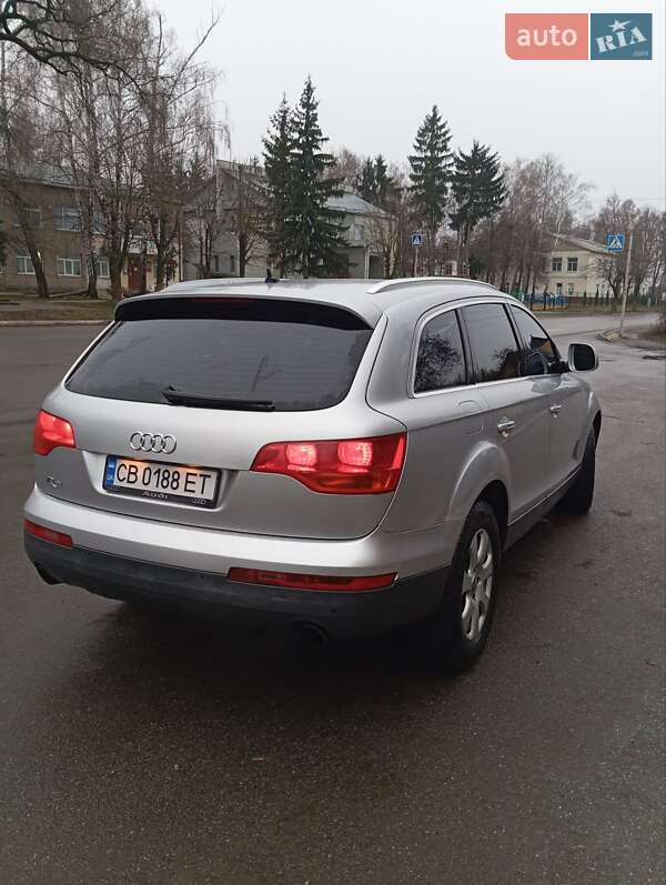 Внедорожник / Кроссовер Audi Q7 2007 в Соснице