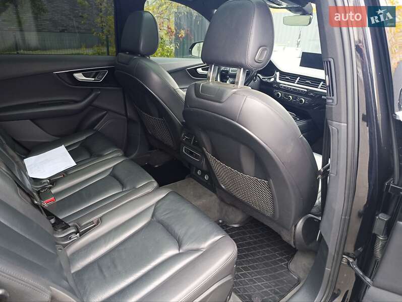 Внедорожник / Кроссовер Audi Q7 2018 в Днепре