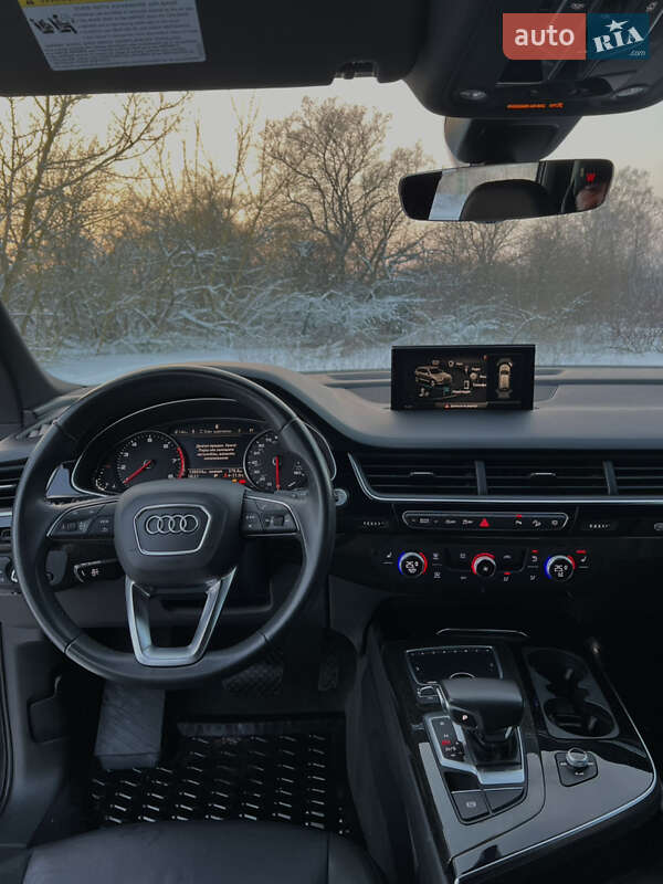 Внедорожник / Кроссовер Audi Q7 2018 в Киеве фото 11 Внедорожник / Кроссовер Audi Q7 2018 в Киеве