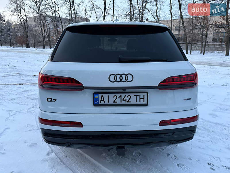 Позашляховик / Кросовер Audi Q7 2021 в Києві фото 33 Позашляховик / Кросовер Audi Q7 2021 в Києві