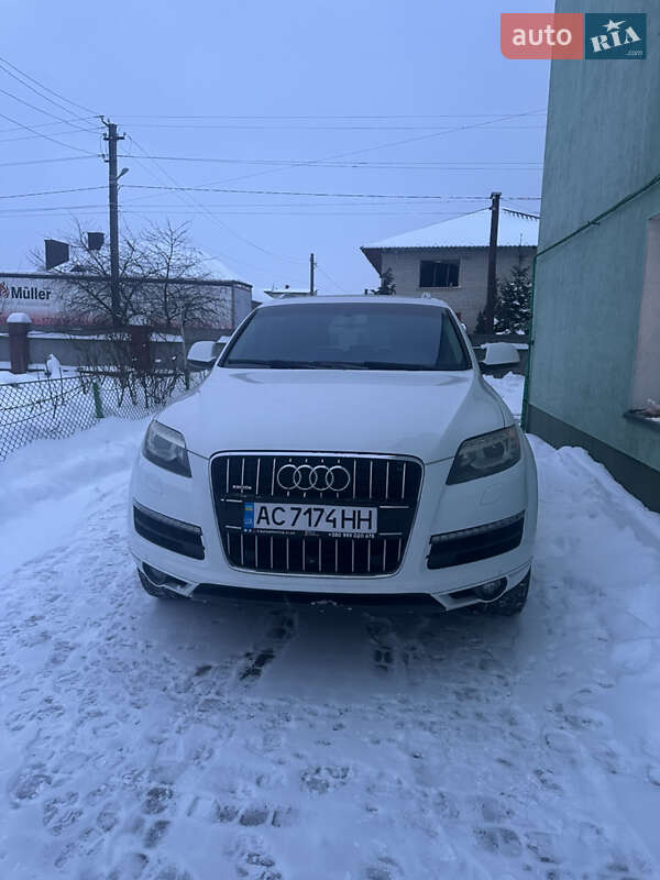 Внедорожник / Кроссовер Audi Q7 2014 в Ковеле