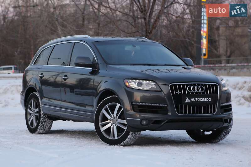 Внедорожник / Кроссовер Audi Q7 2015 в Киеве