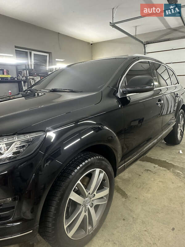 Внедорожник / Кроссовер Audi Q7 2015 в Львове