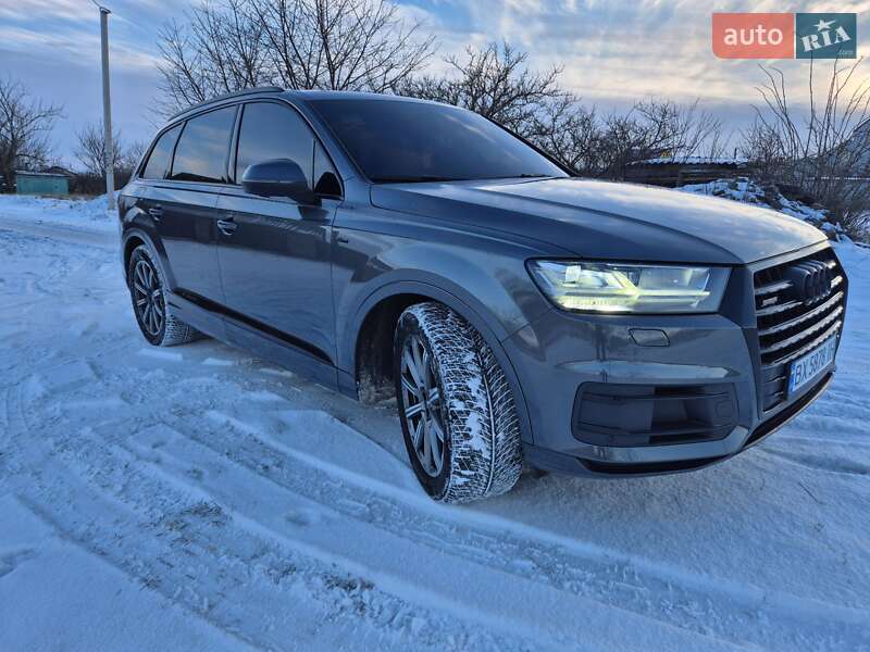 Внедорожник / Кроссовер Audi Q7 2016 в Дунаевцах