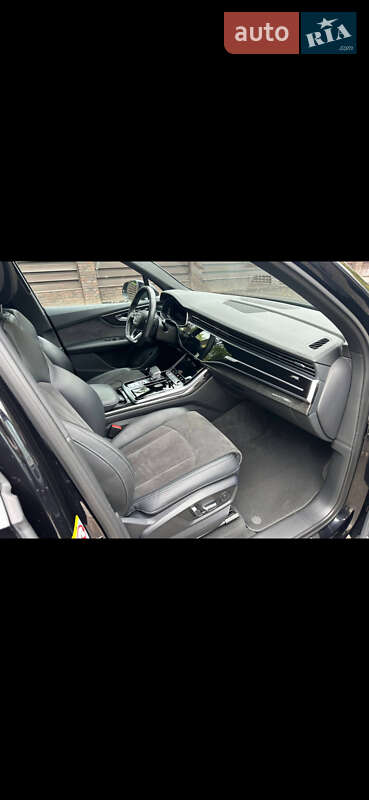 Внедорожник / Кроссовер Audi Q7 2020 в Киеве