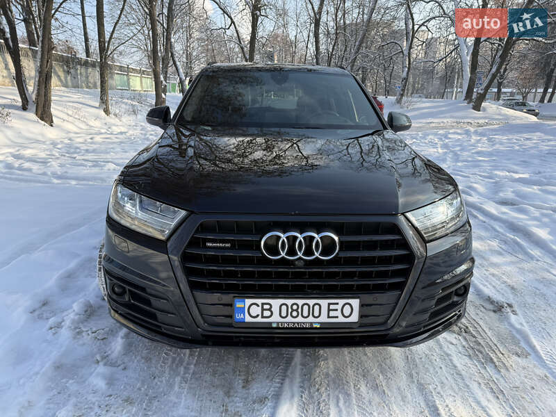 Внедорожник / Кроссовер Audi Q7 2018 в Чернигове