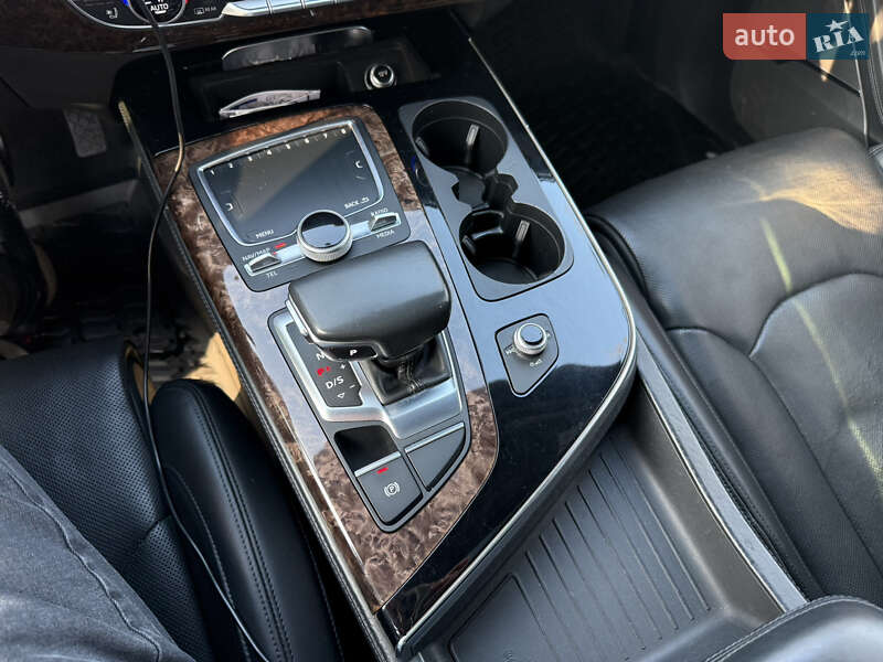 Внедорожник / Кроссовер Audi Q7 2018 в Чернигове