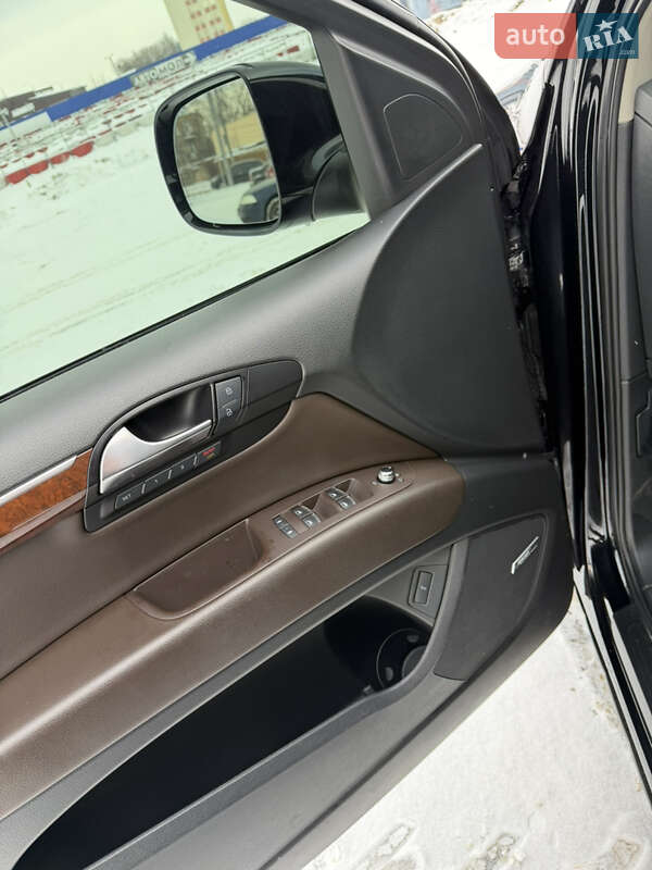 Внедорожник / Кроссовер Audi Q7 2011 в Виннице