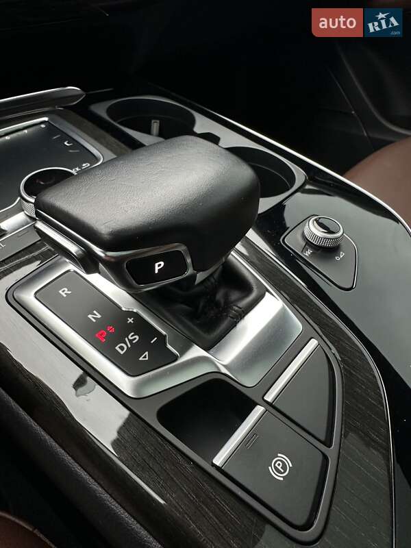 Внедорожник / Кроссовер Audi Q7 2019 в Белогородке