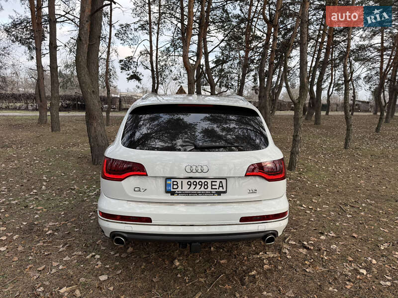 Внедорожник / Кроссовер Audi Q7 2013 в Кременчуге