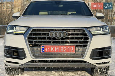 Внедорожник / Кроссовер Audi Q7 2017 в Каменском