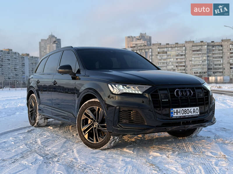 Внедорожник / Кроссовер Audi Q7 2023 в Киеве