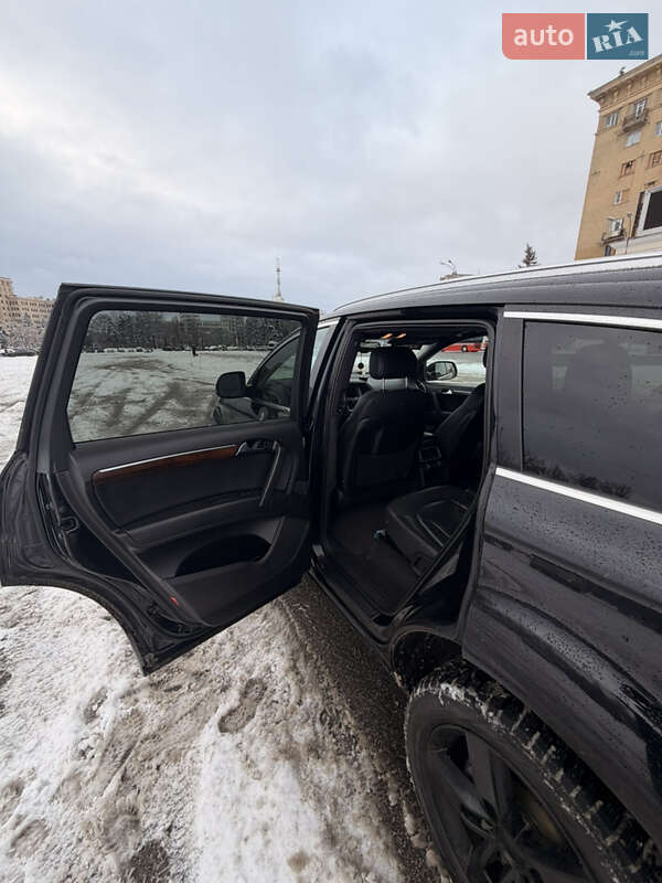 Внедорожник / Кроссовер Audi Q7 2011 в Харькове