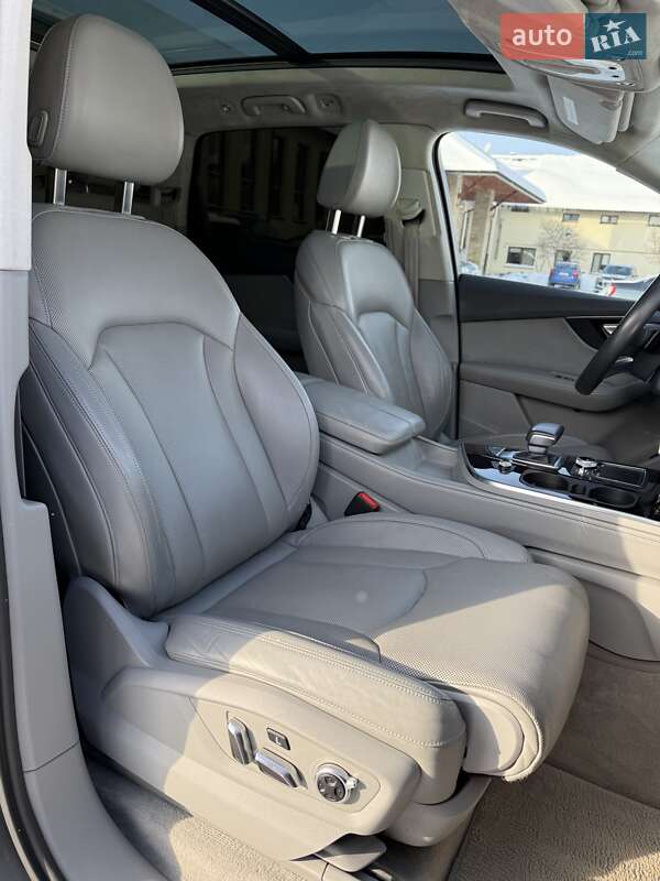 Внедорожник / Кроссовер Audi Q7 2016 в Львове фото 100 Внедорожник / Кроссовер Audi Q7 2016 в Львове