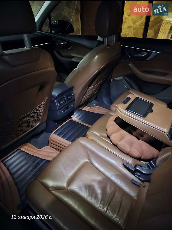 Внедорожник / Кроссовер Audi Q7 2017 в Харькове