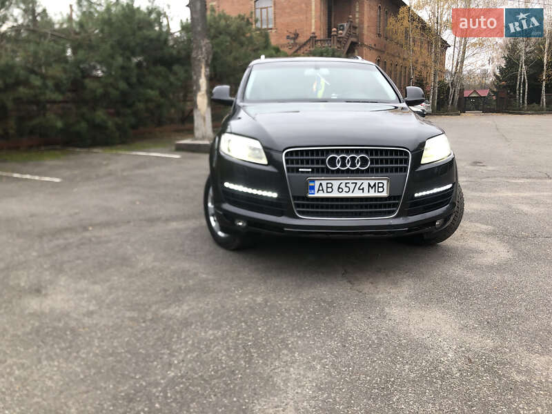 Внедорожник / Кроссовер Audi Q7 2006 в Виннице