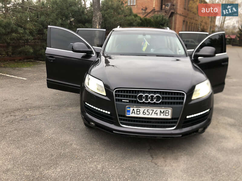 Внедорожник / Кроссовер Audi Q7 2006 в Виннице