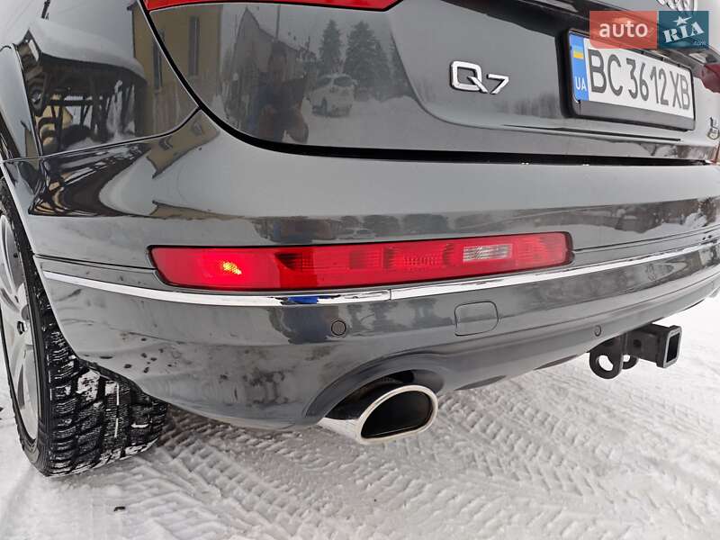 Внедорожник / Кроссовер Audi Q7 2013 в Бродах