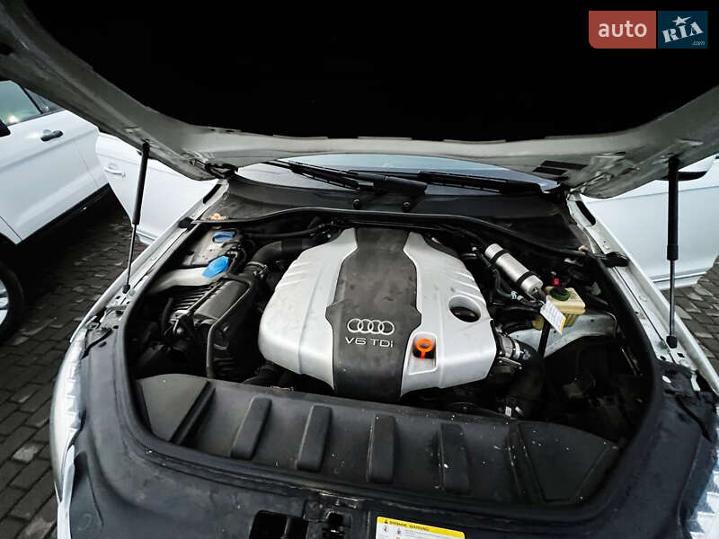 Внедорожник / Кроссовер Audi Q7 2013 в Тернополе
