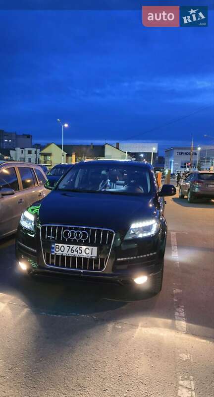 Внедорожник / Кроссовер Audi Q7 2015 в Тернополе