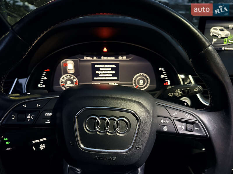 Внедорожник / Кроссовер Audi Q7 2017 в Харькове
