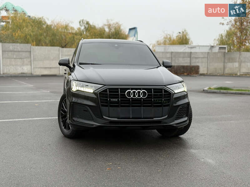 Внедорожник / Кроссовер Audi Q7 2020 в Днепре