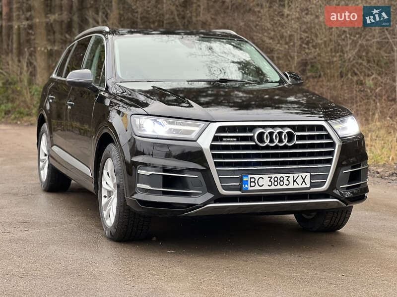 Внедорожник / Кроссовер Audi Q7 2017 в Львове
