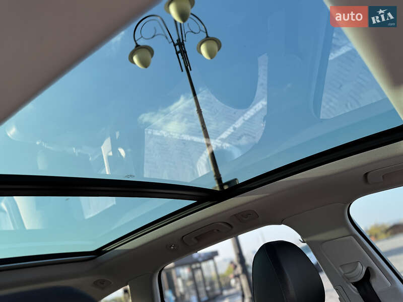 Внедорожник / Кроссовер Audi Q7 2015 в Краснограде