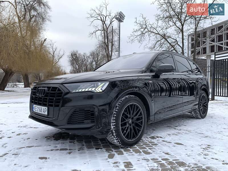 Внедорожник / Кроссовер Audi Q7 2020 в Кривом Роге