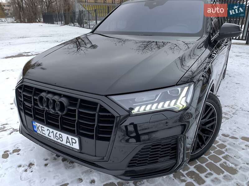Внедорожник / Кроссовер Audi Q7 2020 в Кривом Роге