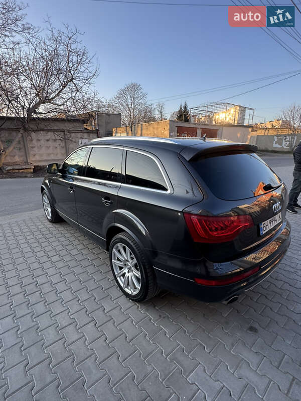 Внедорожник / Кроссовер Audi Q7 2014 в Одессе