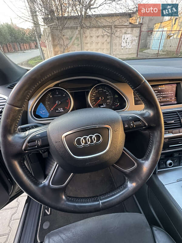 Внедорожник / Кроссовер Audi Q7 2014 в Одессе
