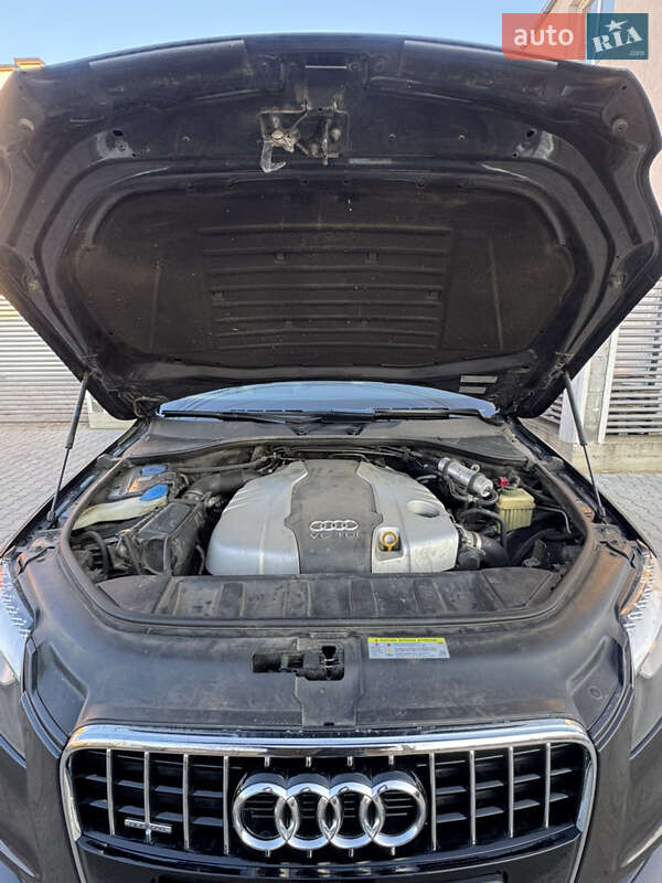 Внедорожник / Кроссовер Audi Q7 2014 в Одессе