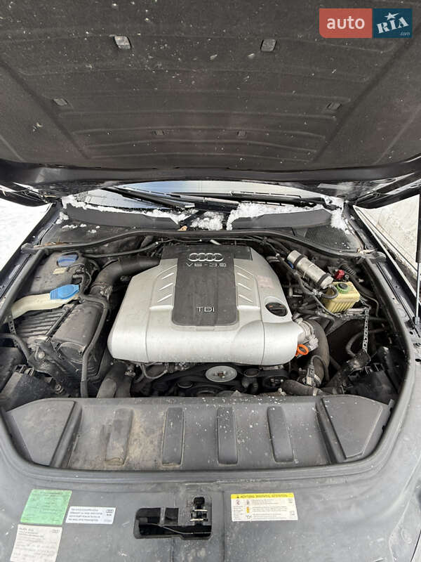 Внедорожник / Кроссовер Audi Q7 2012 в Киеве